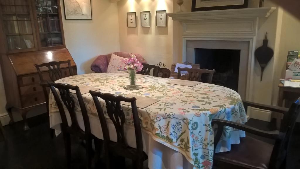 Thorpe Green House Vegetarian Bed & Breakfast Robin Hood's Bay Bagian luar foto